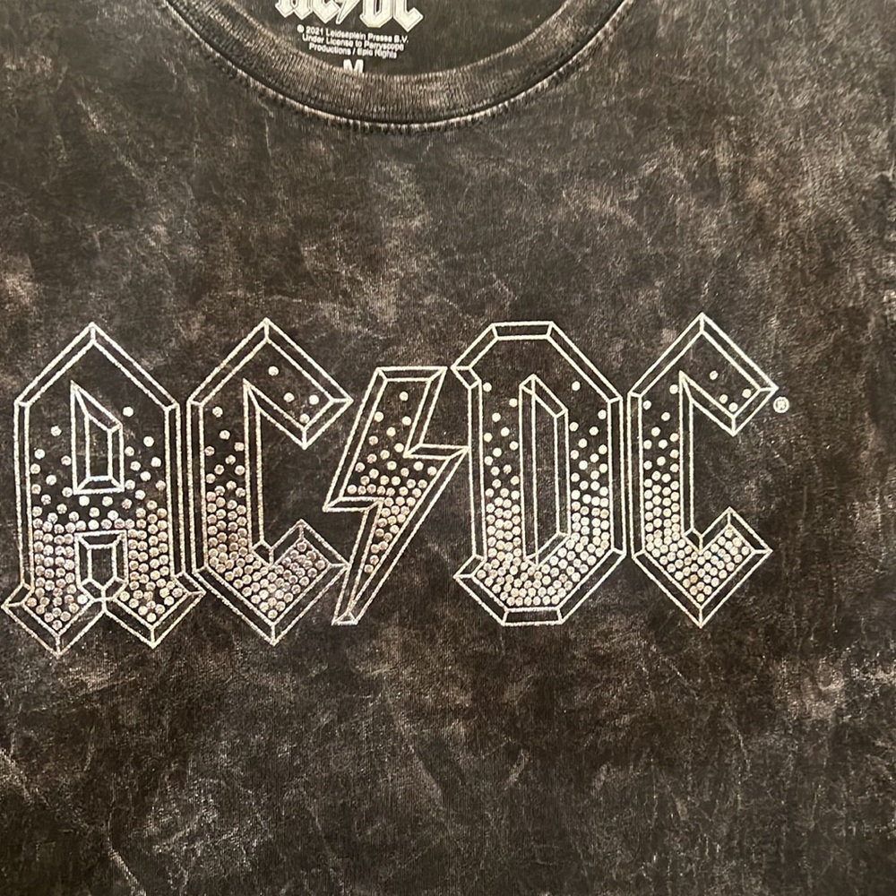 AC/DC Tank - Picture 2 of 4